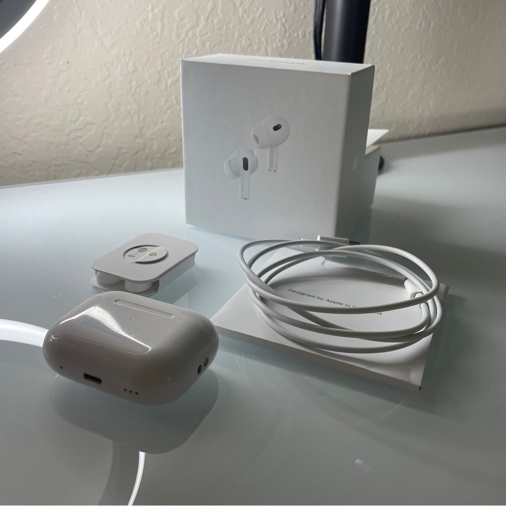 Apple AirPods Pro 2